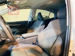 تۆیۆتا کامری